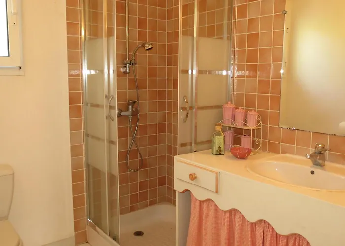 Holiday home Maison 4 Pieces Vue Mer, 6 Pers, Animaux Ok, Piscines - Fr-1-780-13 *