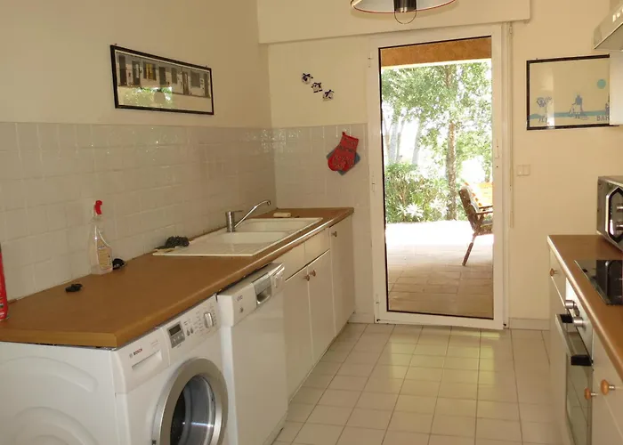 Holiday home Maison 4 Pieces Vue Mer, 6 Pers, Animaux Ok, Piscines - Fr-1-780-13 *