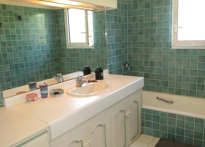 Holiday home Maison 4 Pieces Vue Mer, 6 Pers, Animaux Ok, Piscines - Fr-1-780-13 Sainte-Maxime